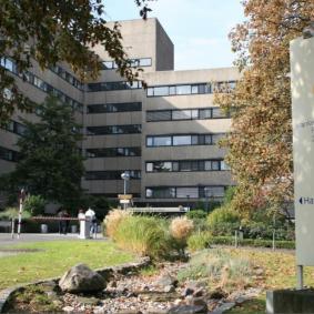 Больница Porz-на-Рейне Университета Кельна - Германия
