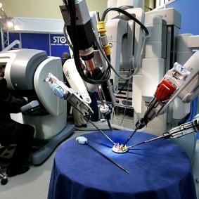 Центр роботизированной хирургии - Польша