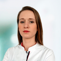 Врач ортопед, травматолог и спортивный врач Каролина Стемпиень
